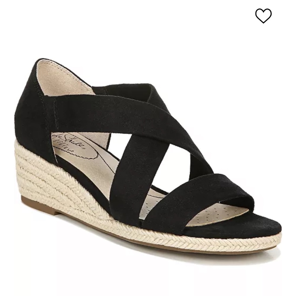 Black wedge heels